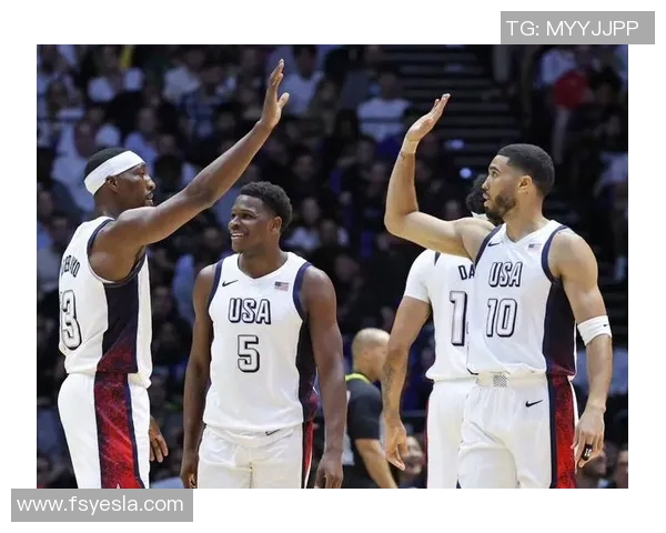 季后赛赛后采访球星爆金句全场笑声不断气氛轻松欢快